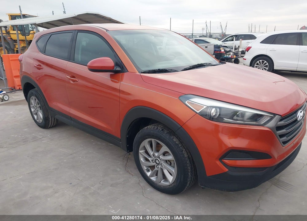 2016 HYUNDAI TUCSON SE VIN: KM8J23A47GU132172