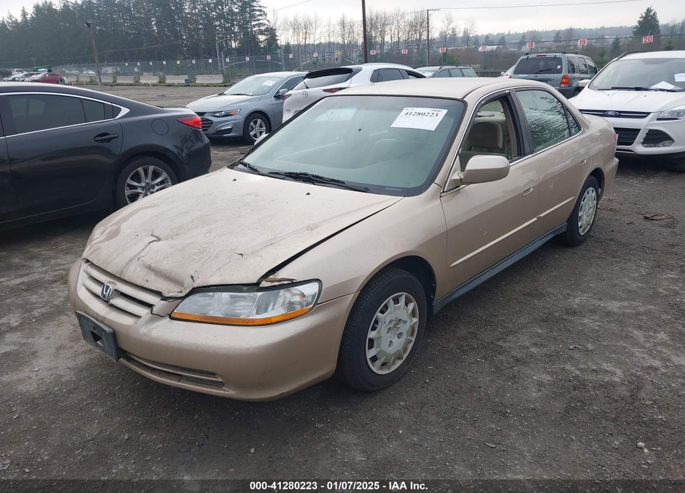 2001 HONDA ACCORD 2.3 LX VIN: 1HGCG66551A140198