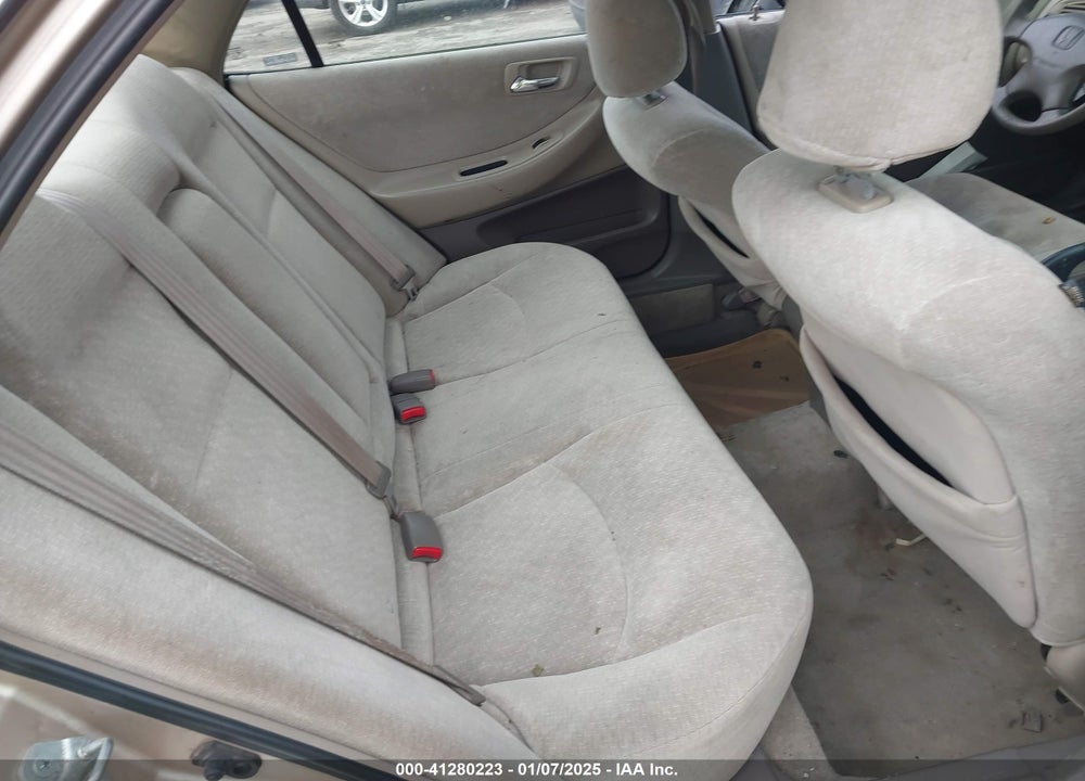 2001 HONDA ACCORD 2.3 LX VIN: 1HGCG66551A140198