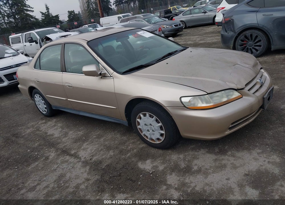 2001 HONDA ACCORD 2.3 LX VIN: 1HGCG66551A140198