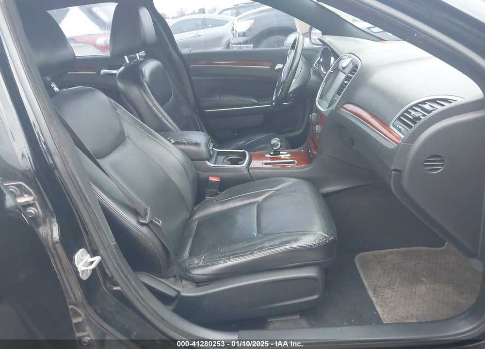 2013 CHRYSLER 300 VIN: 2C3CCAAG7DH745498