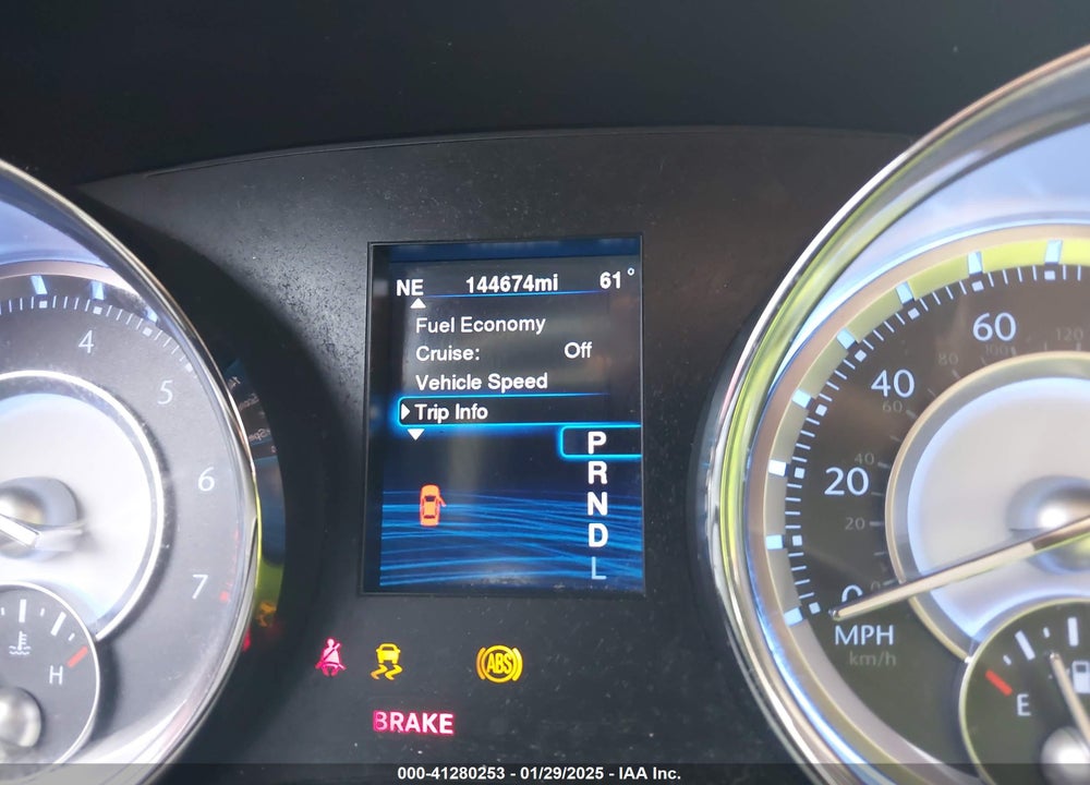 2013 CHRYSLER 300 VIN: 2C3CCAAG7DH745498
