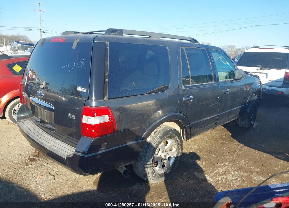 2009 FORD EXPEDITION XLT VIN: 1FMFU15589LA05544