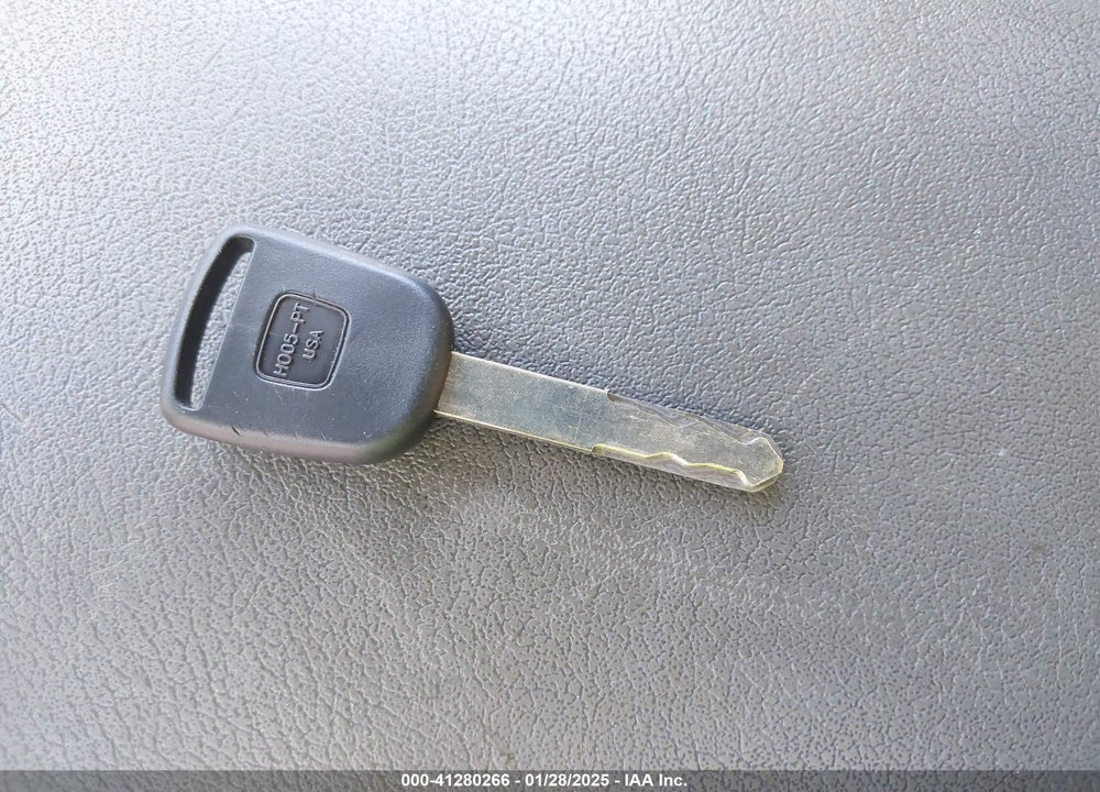 2014 HONDA ACCORD LX VIN: 1HGCR2F32EA265957