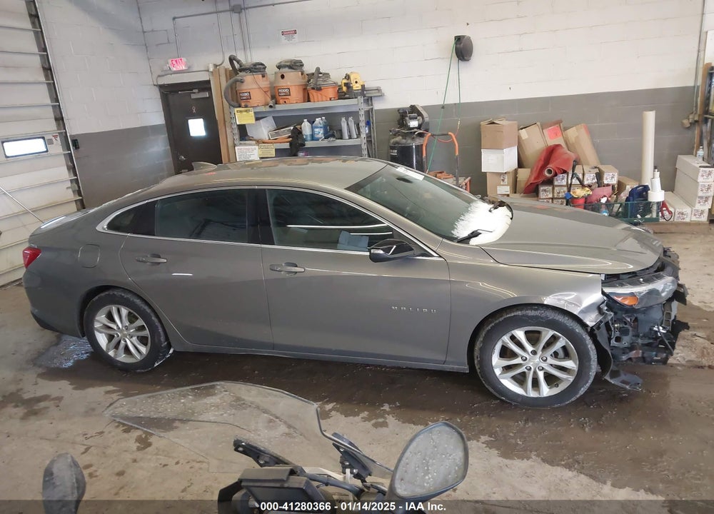 2018 CHEVROLET MALIBU VIN: 1G1ZD5ST3JF215170