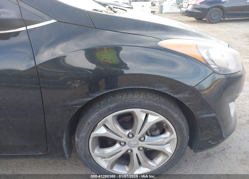 2014 HYUNDAI ELANTRA GT VIN: KMHD35LH7EU221954