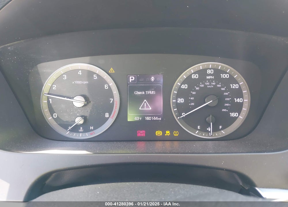 2015 HYUNDAI SONATA VIN: 5NPE24AF1FH207356