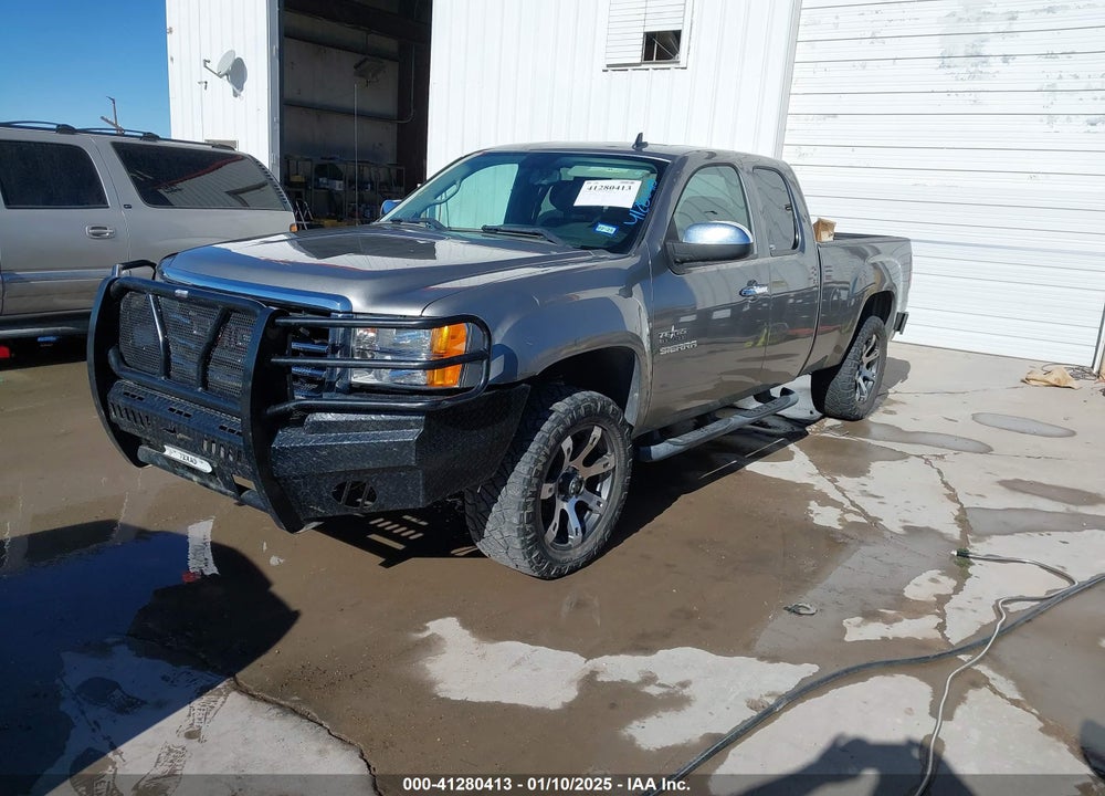 2013 GMC SIERRA 1500 SLE VIN: 1GTR1VE08DZ177410