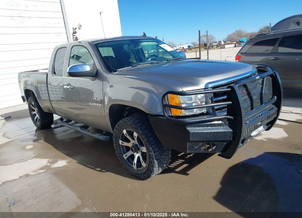 2013 GMC SIERRA 1500 SLE VIN: 1GTR1VE08DZ177410
