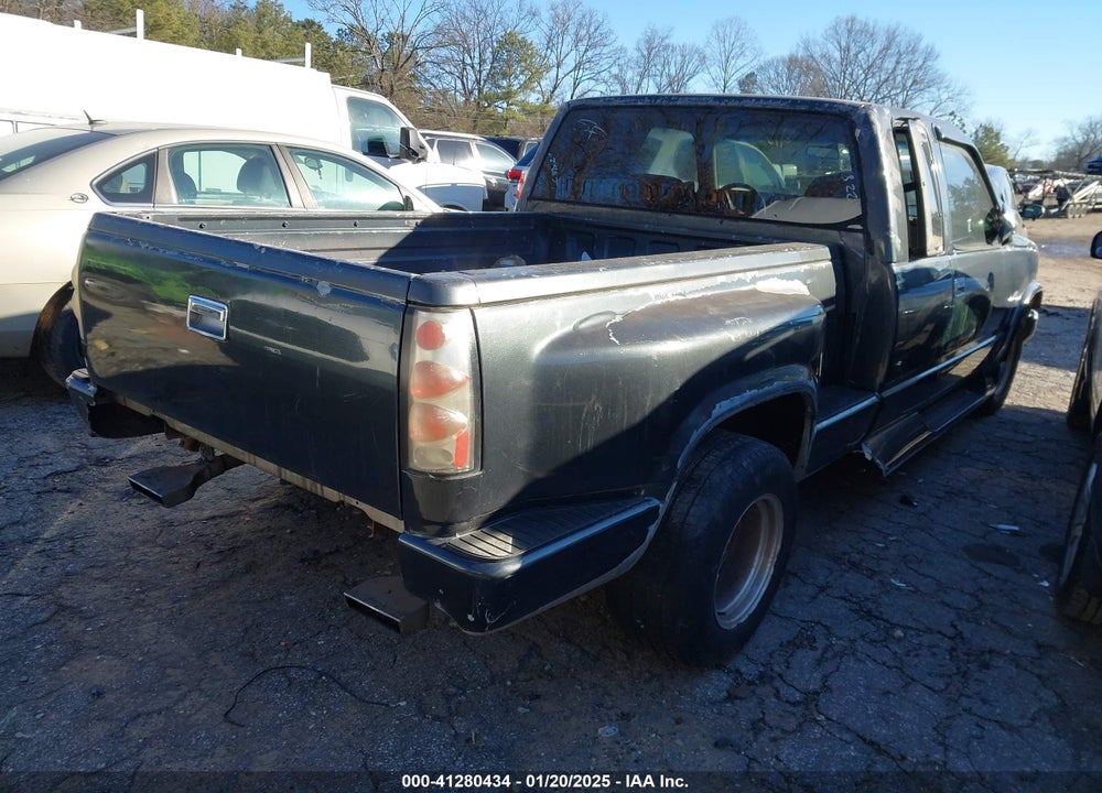 1993 CHEVROLET GMT-400 C1500 VIN: 2GCEC19H3P1176986