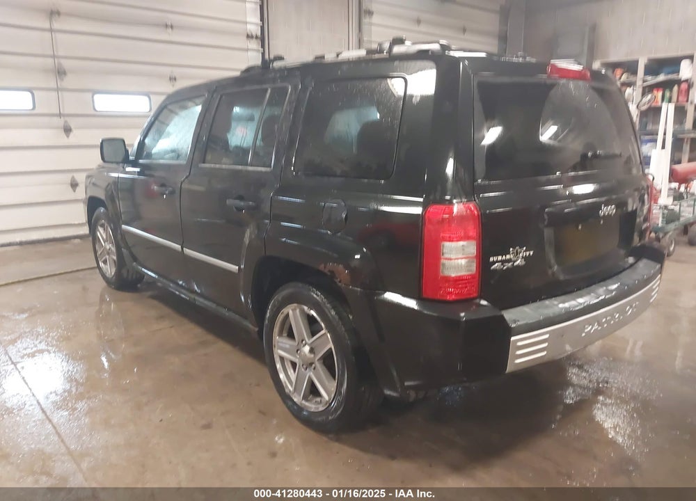 2008 JEEP PATRIOT LIMITED VIN: 1J8FF48W18D550703