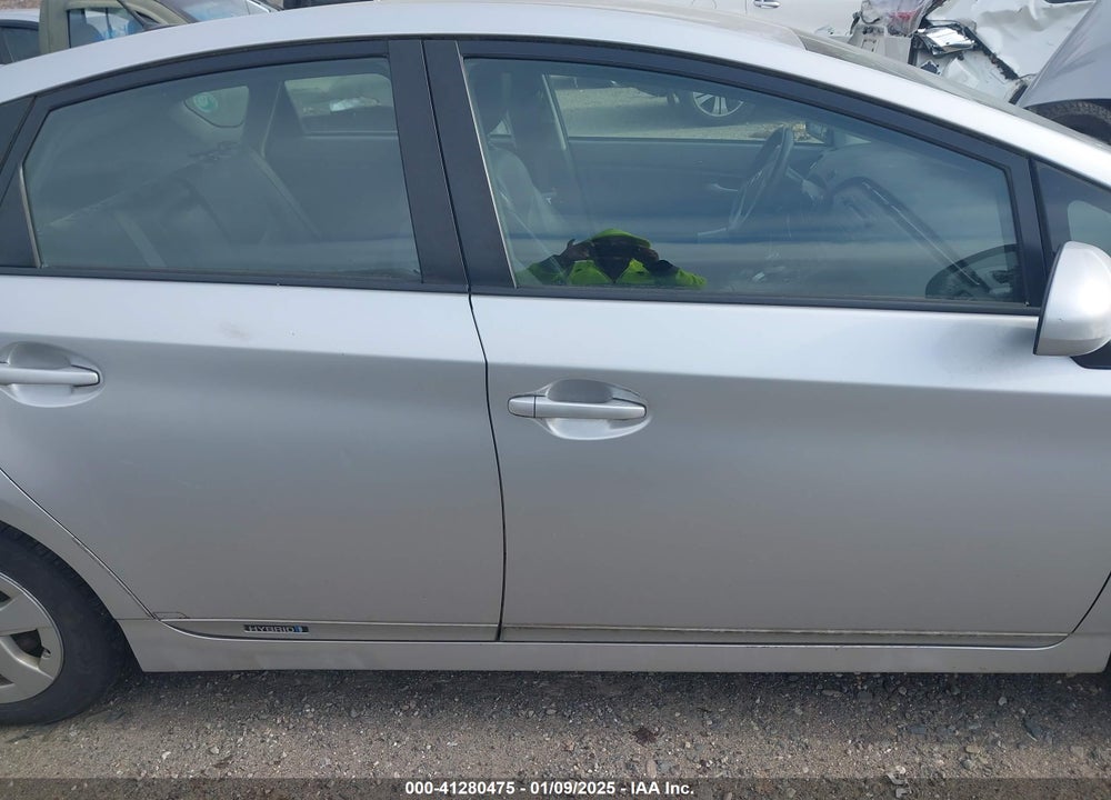 2011 TOYOTA PRIUS FOUR VIN: JTDKN3DU5B0306655