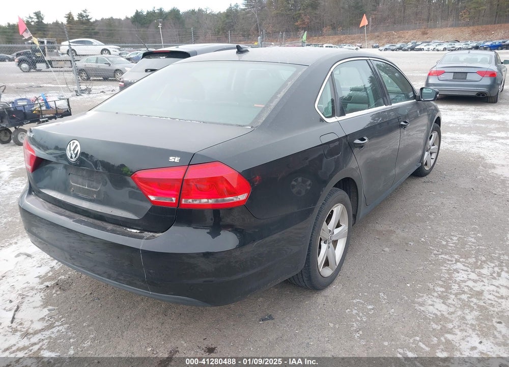 2012 VOLKSWAGEN PASSAT 2.5L SE VIN: 1VWBP7A36CC110038