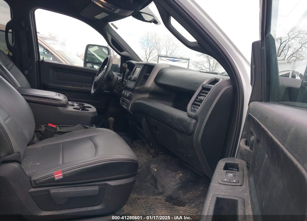 2023 RAM 3500 CHASSIS TRADESMAN/SLT/LAIE/LIMITED VIN: 3C7WRTCL3PG565133