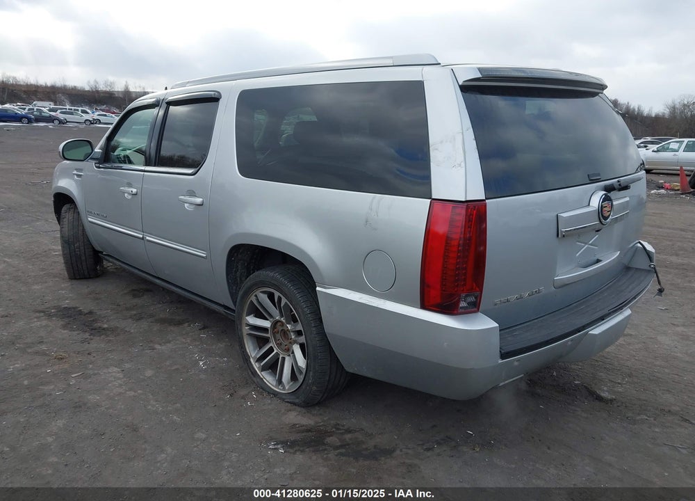 2014 CADILLAC ESCALADE ESV PREMIUM VIN: 1GYS4JEF9ER168040