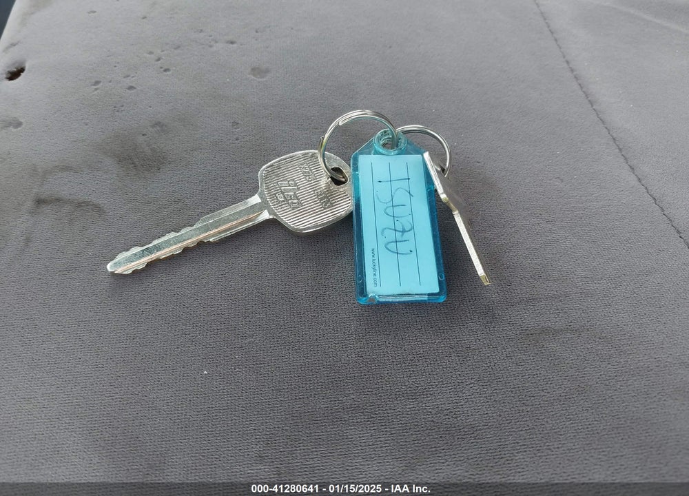 2015 ISUZU NPR DSL REG AT VIN: JALC4W169F7005560