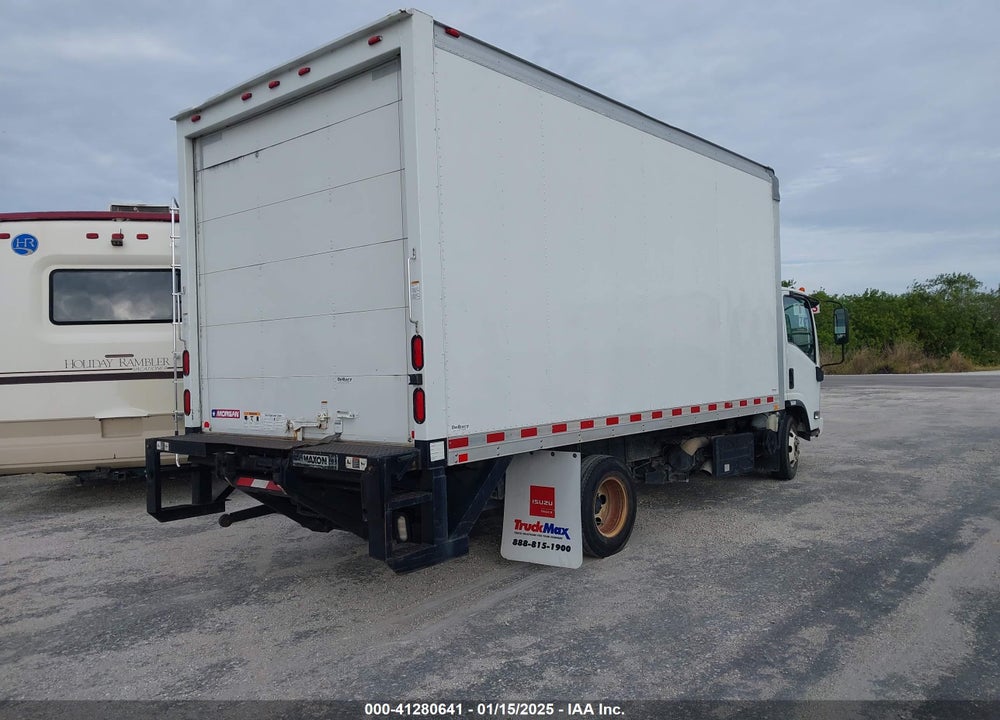 2015 ISUZU NPR DSL REG AT VIN: JALC4W169F7005560
