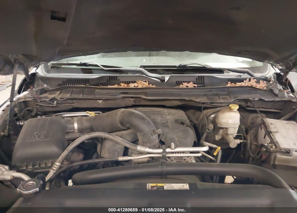 2013 RAM 1500 VIN: 1C6RR6KT0DS592511