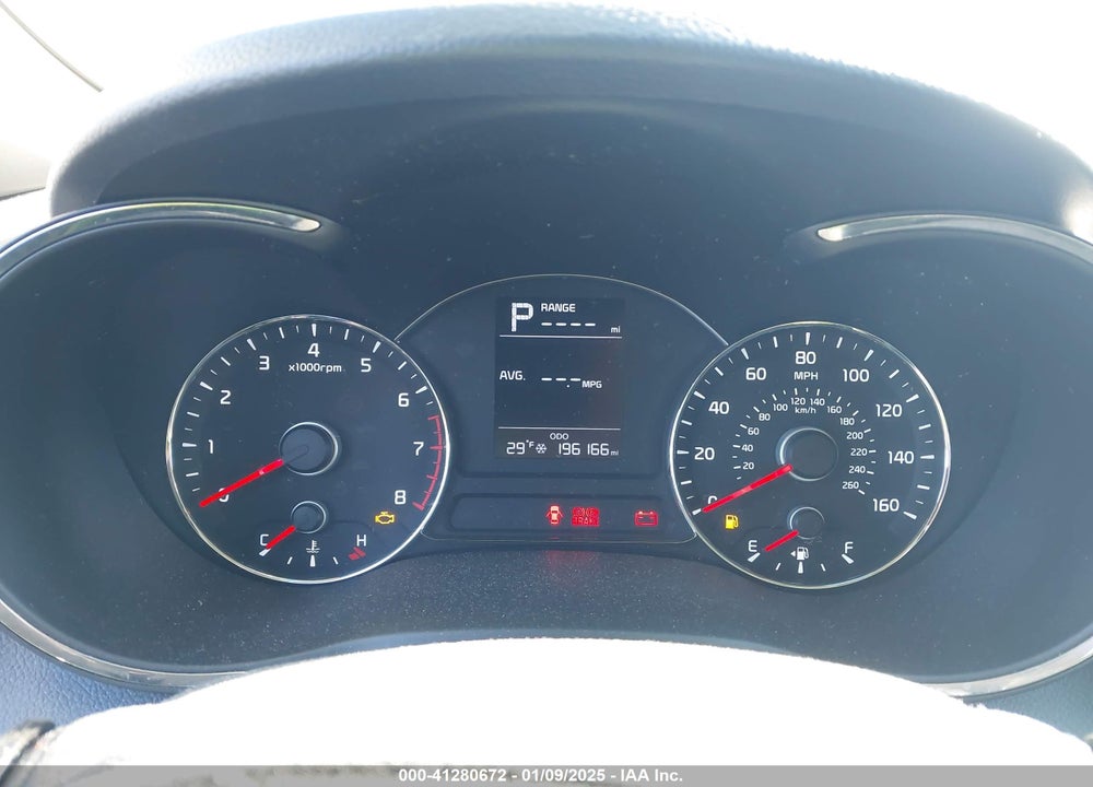 2017 KIA FORTE VIN: 3KPFK4A76HE052419