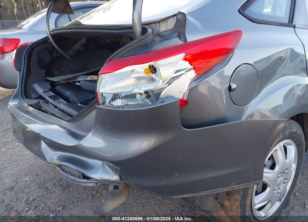 2012 FORD FOCUS VIN: 1FAHP3F28CL211304