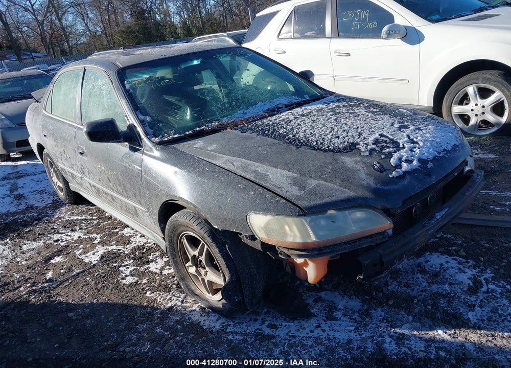 2001 HONDA ACCORD 3.0 LX VIN: 1HGCG16401A067705