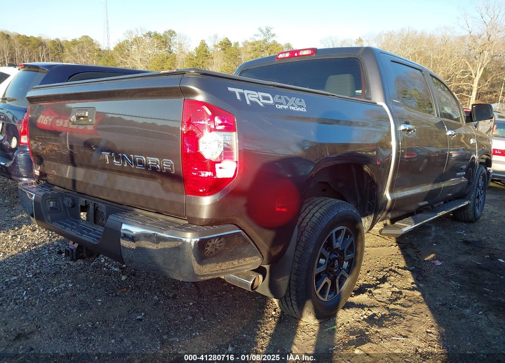 2018 TOYOTA TUNDRA LIMITED 5.7L V8 VIN: 5TFHW5F10JX752689