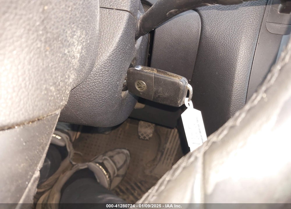 2014 VOLKSWAGEN JETTA VIN: 3VW3L7AJ0EM303737