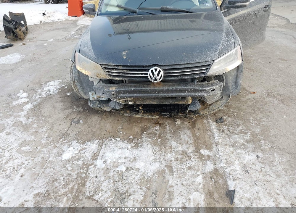 2014 VOLKSWAGEN JETTA VIN: 3VW3L7AJ0EM303737