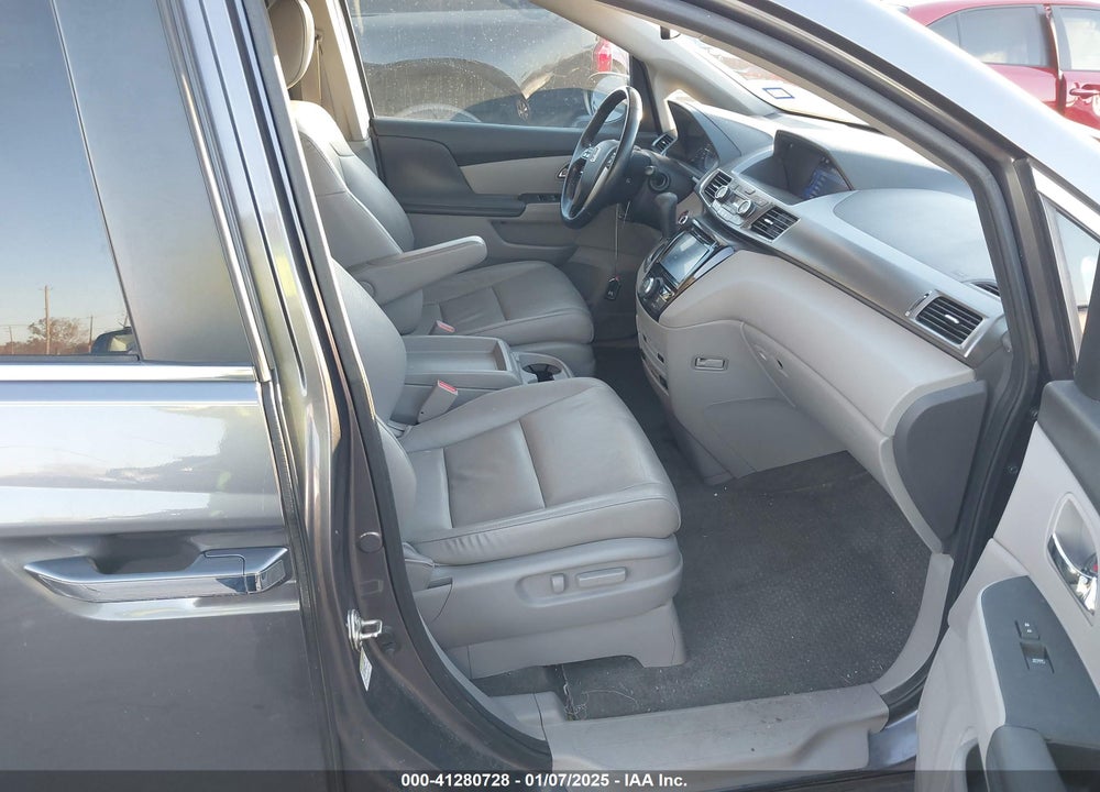 2015 HONDA ODYSSEY EX-L VIN: 5FNRL5H64FB011582