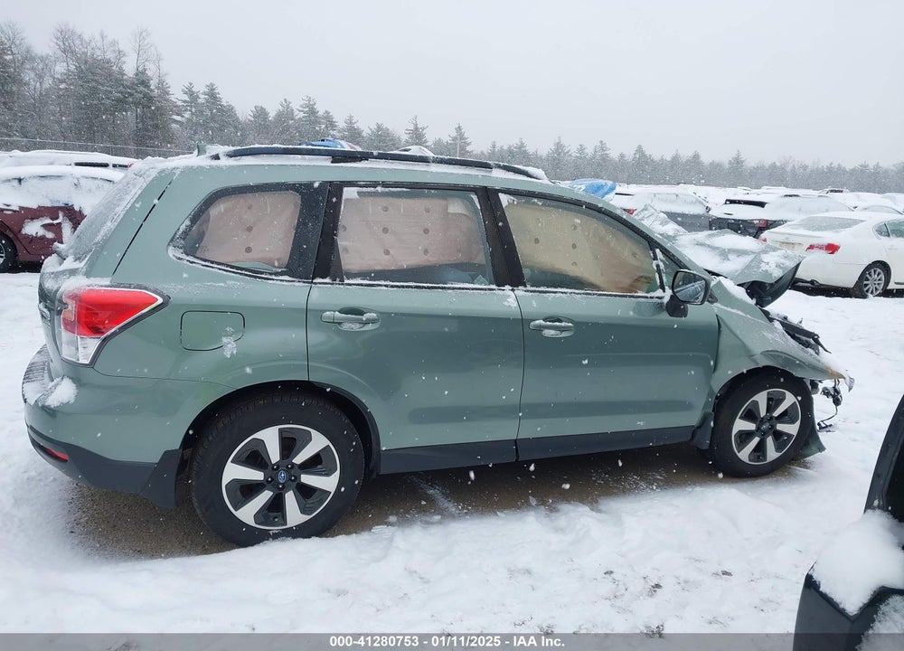 2017 SUBARU FORESTER VIN: JF2SJABC3HH569281