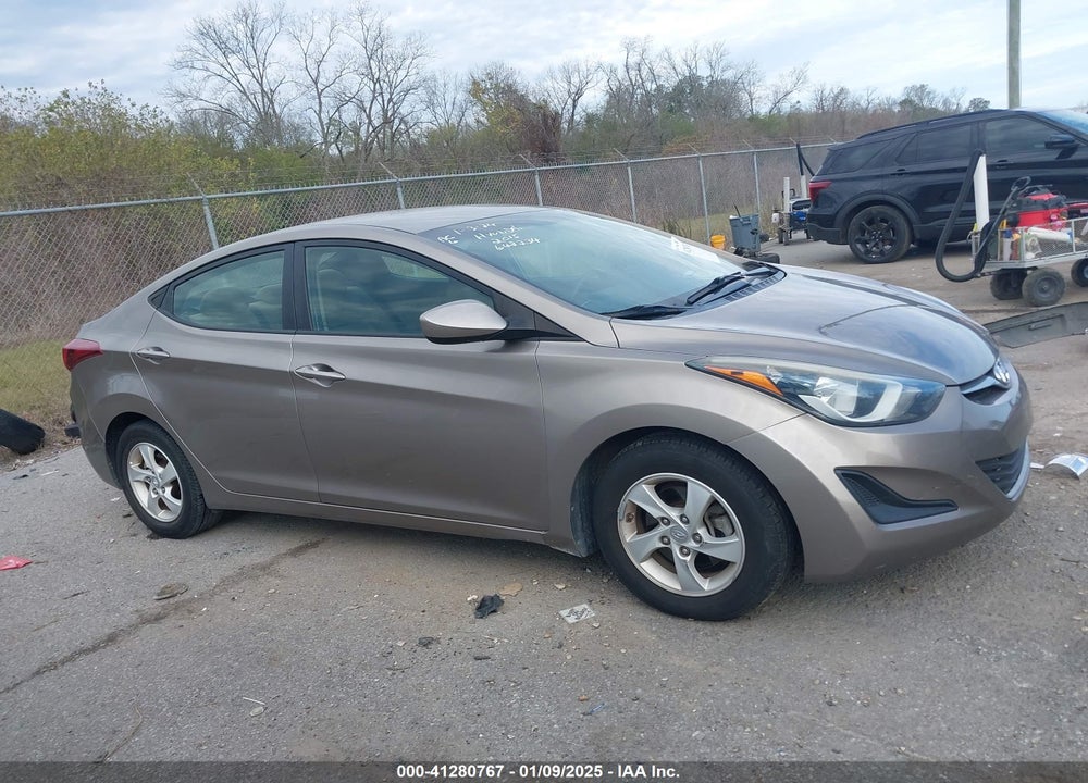 2015 HYUNDAI ELANTRA VIN: 5NPDH4AE9FH648234