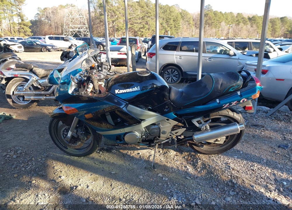 1993 KAWASAKI ZX600 E VIN: JKAZX4E15PB501616