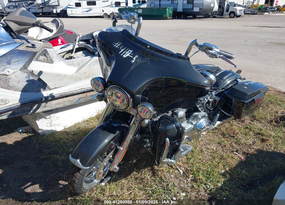 2012 HARLEY-DAVIDSON FLHXSE3 CVO STREET GLIDE VIN: 1HD1PZ814CB955036