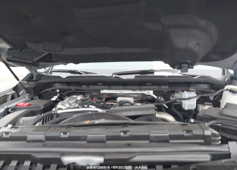2025 GMC SIERRA 3500HD 4WD  STANDARD BED AT4 VIN: 1GT4UVEY1SF150944