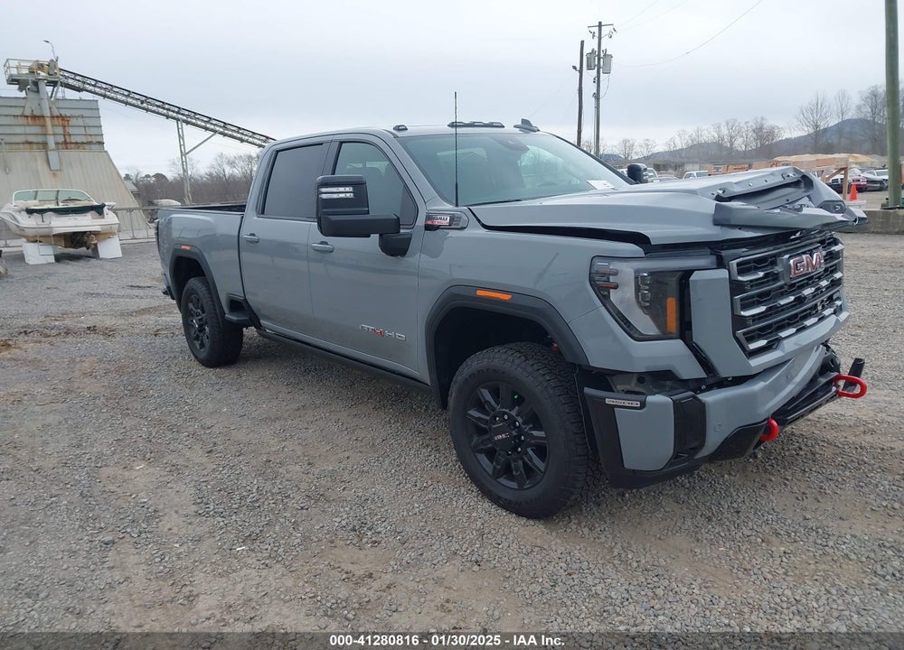2025 GMC SIERRA 3500HD 4WD  STANDARD BED AT4 VIN: 1GT4UVEY1SF150944
