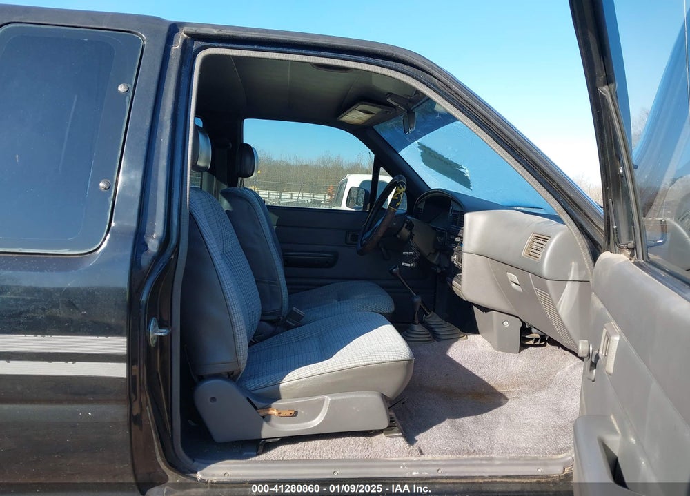 1991 TOYOTA PICKUP 1/2 TON EX LNG WHLBSE DLX VIN: JT4RN13P4M6028894