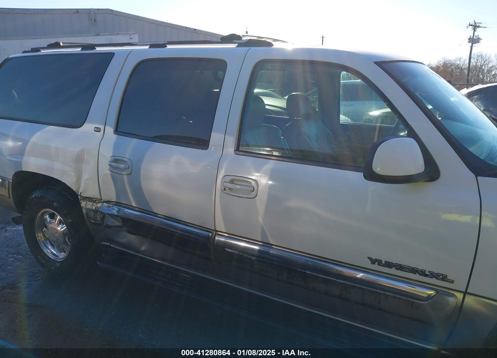 2000 GMC YUKON XL 1500 SLT VIN: 3GKEC16T6YG195974