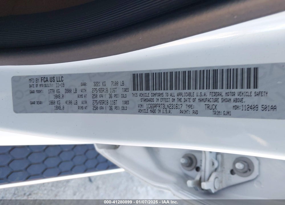 2020 RAM 1500 VIN: 1C6SRFRT3LN231617