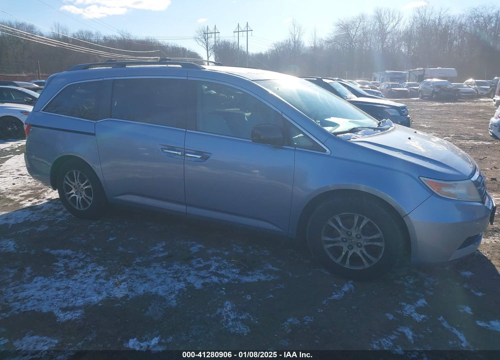 2013 HONDA ODYSSEY EX VIN: 5FNRL5H41DB015570