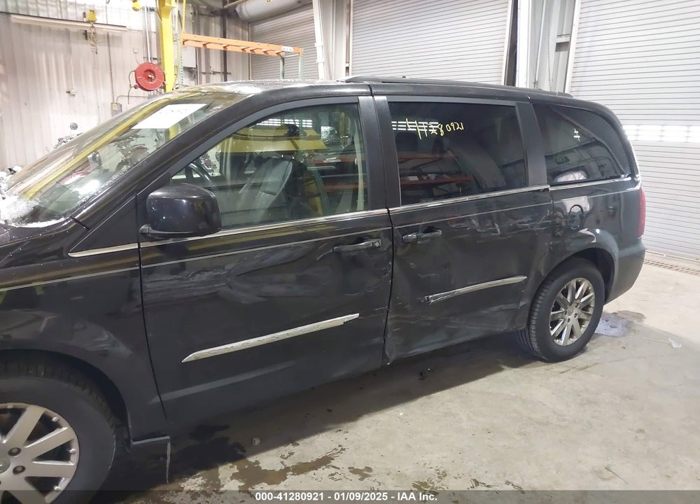 2014 CHRYSLER TOWN & COUNTRY TOURING VIN: 2C4RC1BG8ER368258