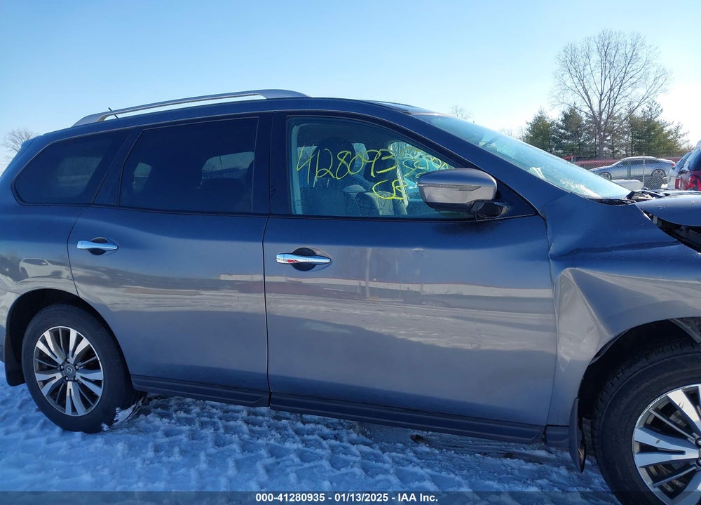 2017 NISSAN PATHFINDER S VIN: 5N1DR2MN8HC621260