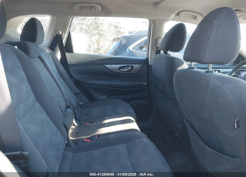 2016 NISSAN ROGUE S VIN: KNMAT2MV0GP624492