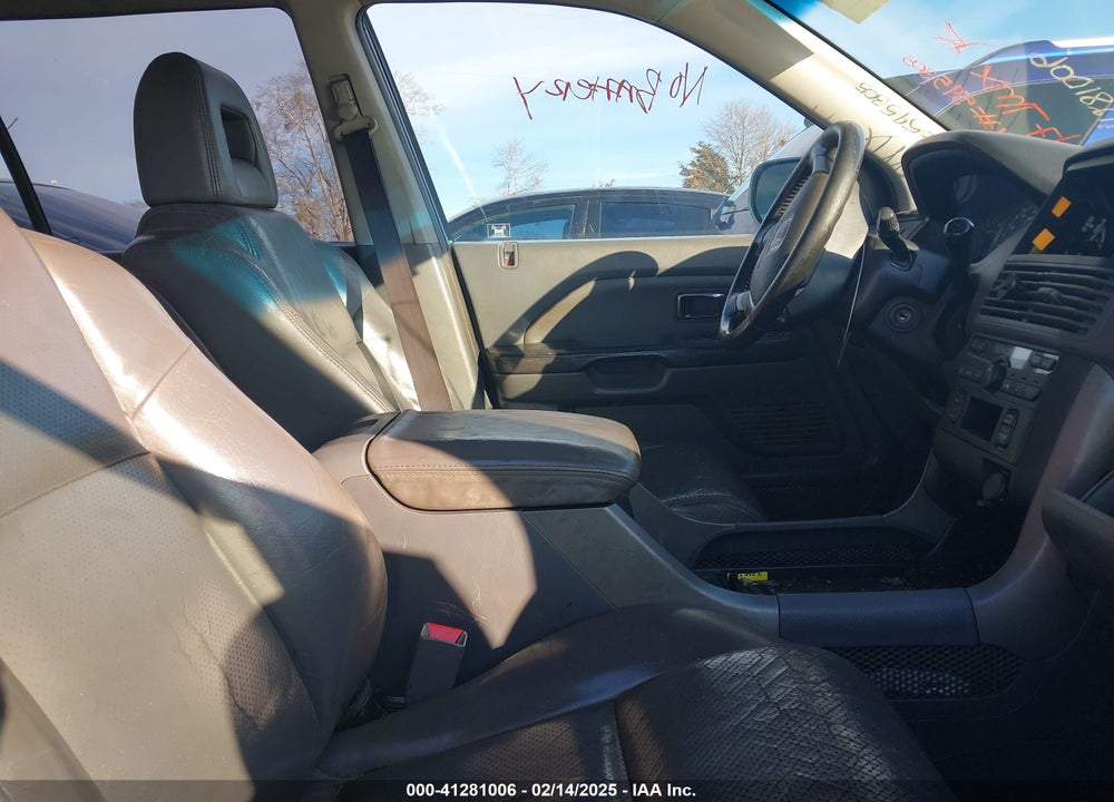 2004 HONDA PILOT EX-L VIN: 2HKYF18524H595305