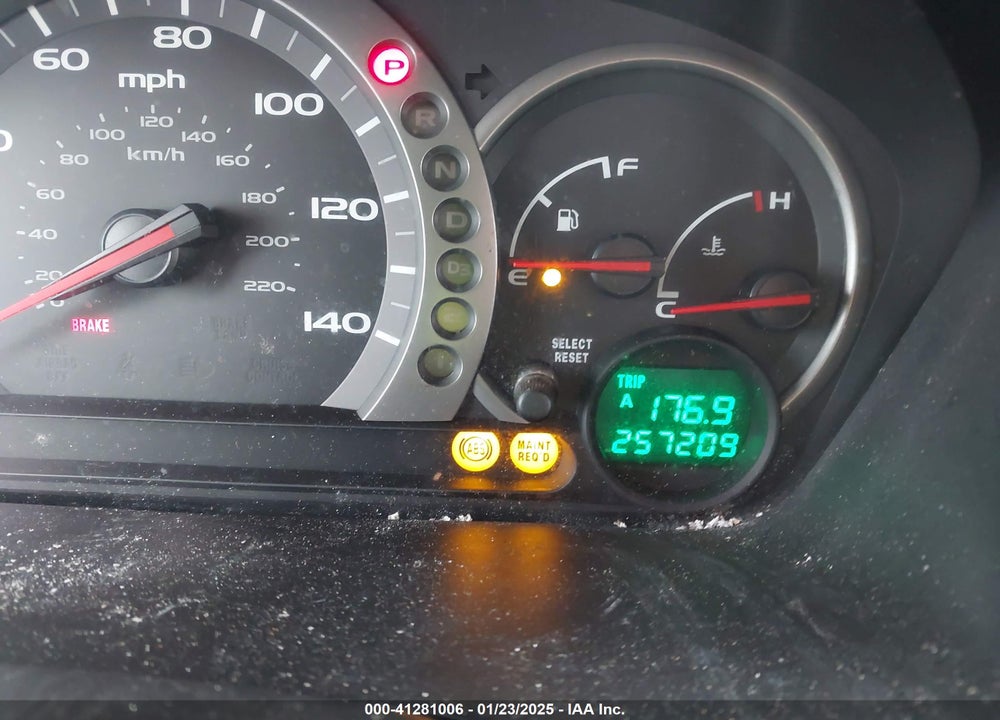 2004 HONDA PILOT EX-L VIN: 2HKYF18524H595305