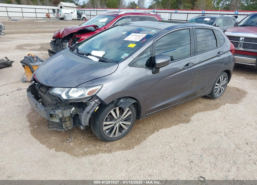 2015 HONDA FIT VIN: 3HGGK5H89FM767000