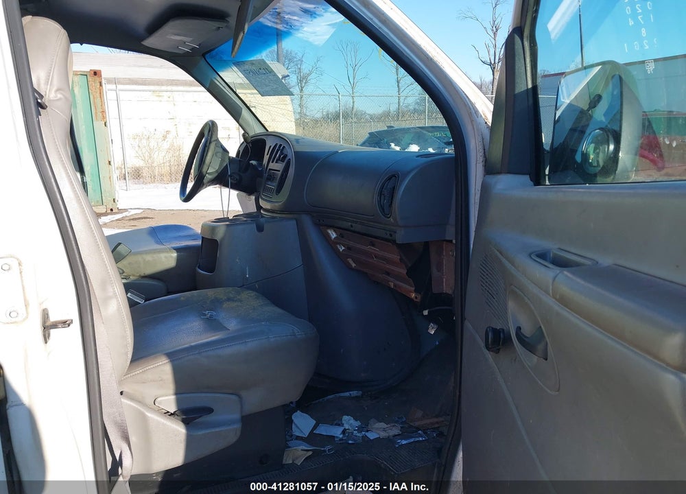 2000 FORD E-250 COMMERCIAL/RECREATIONAL VIN: 1FTNE24L8YHC07062