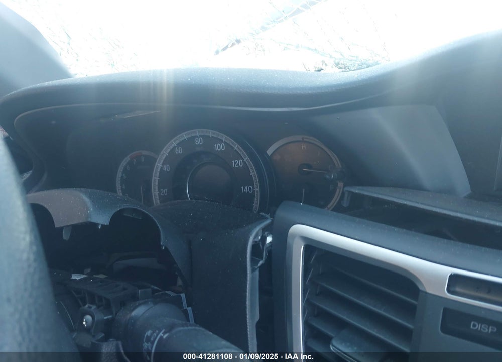 2016 HONDA ACCORD VIN: 1HGCR2F31GA226084