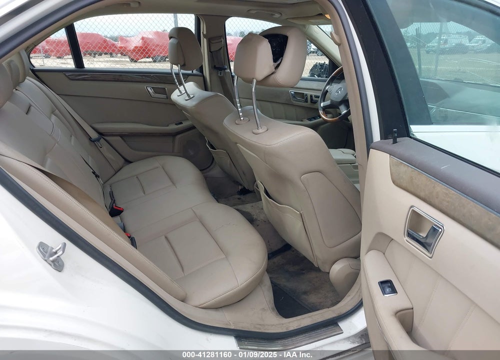 2011 MERCEDES-BENZ E VIN: WDDHF5GBXBA300072