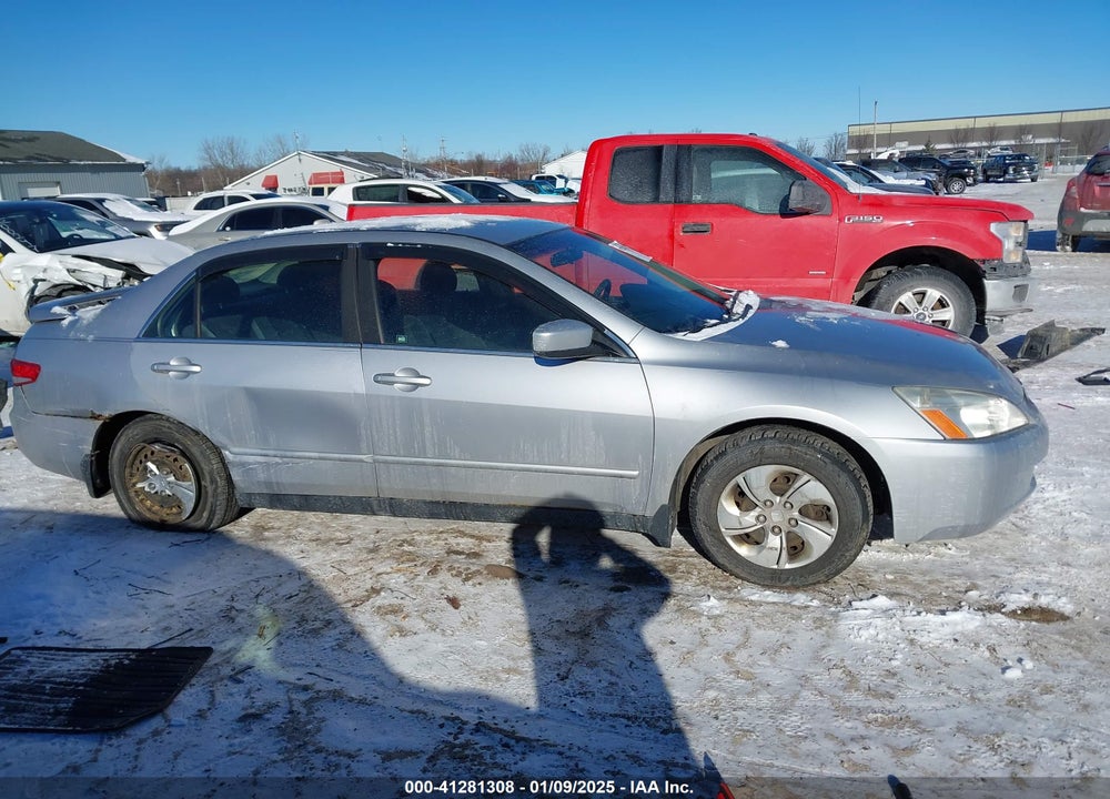 2004 HONDA ACCORD 2.4 LX VIN: JHMCM56384C003098