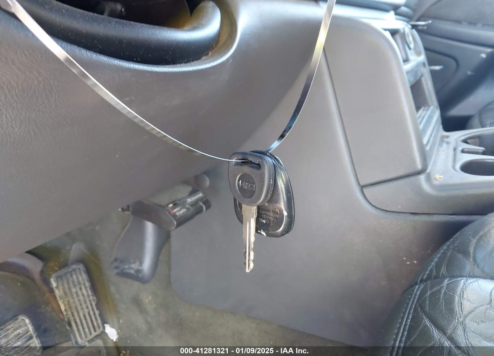 2003 GMC SIERRA 3500 SLT VIN: 1GTJK331X3F206237